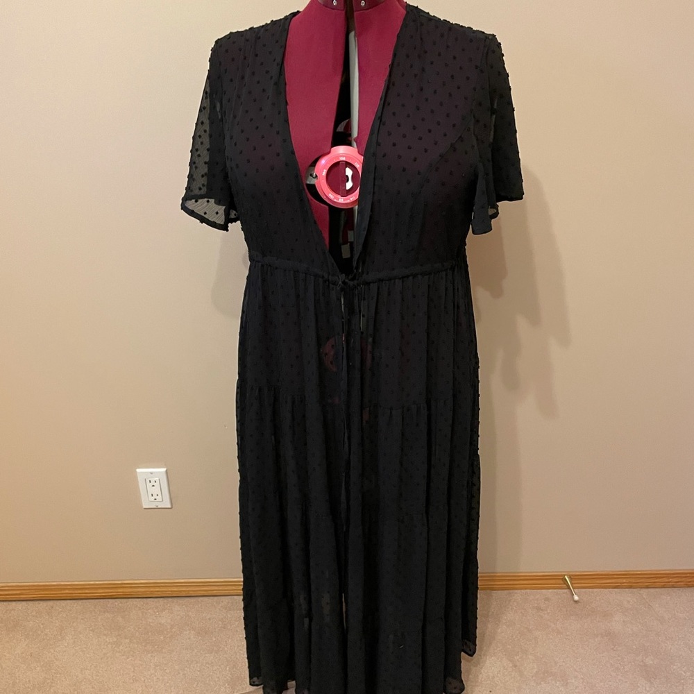 Torrid short sleeve kimono -polka dot